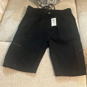 Mens black cargo shorts size M